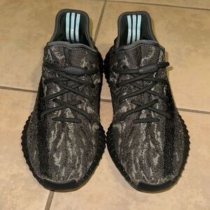 Yeezy Boost 350 350 V2